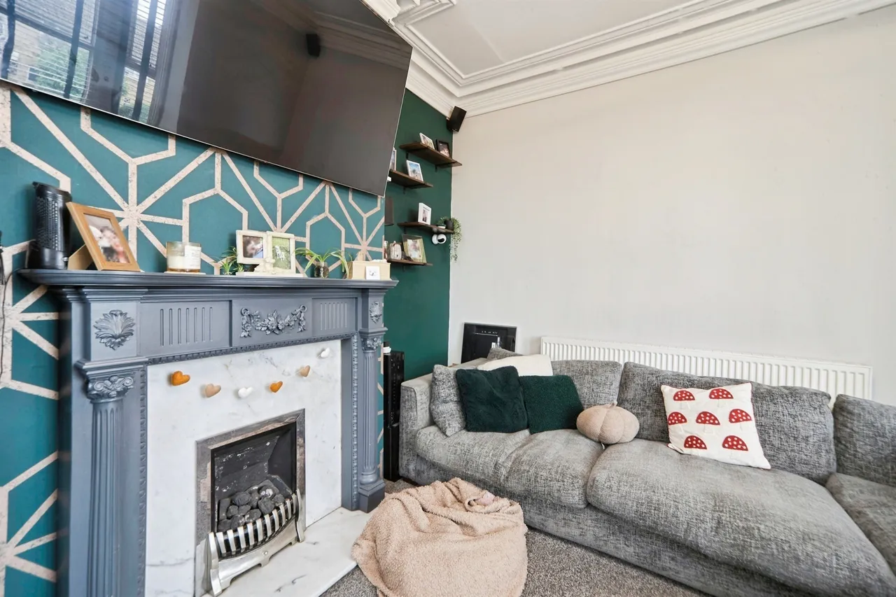 Owlet Road, Shipley, photo 5
