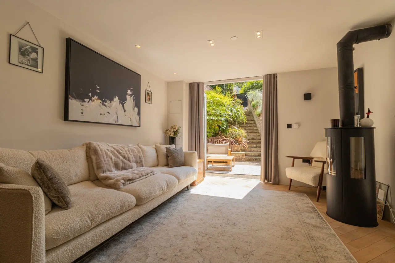 Cavendish Place, Bowdon, WA14, photo 4