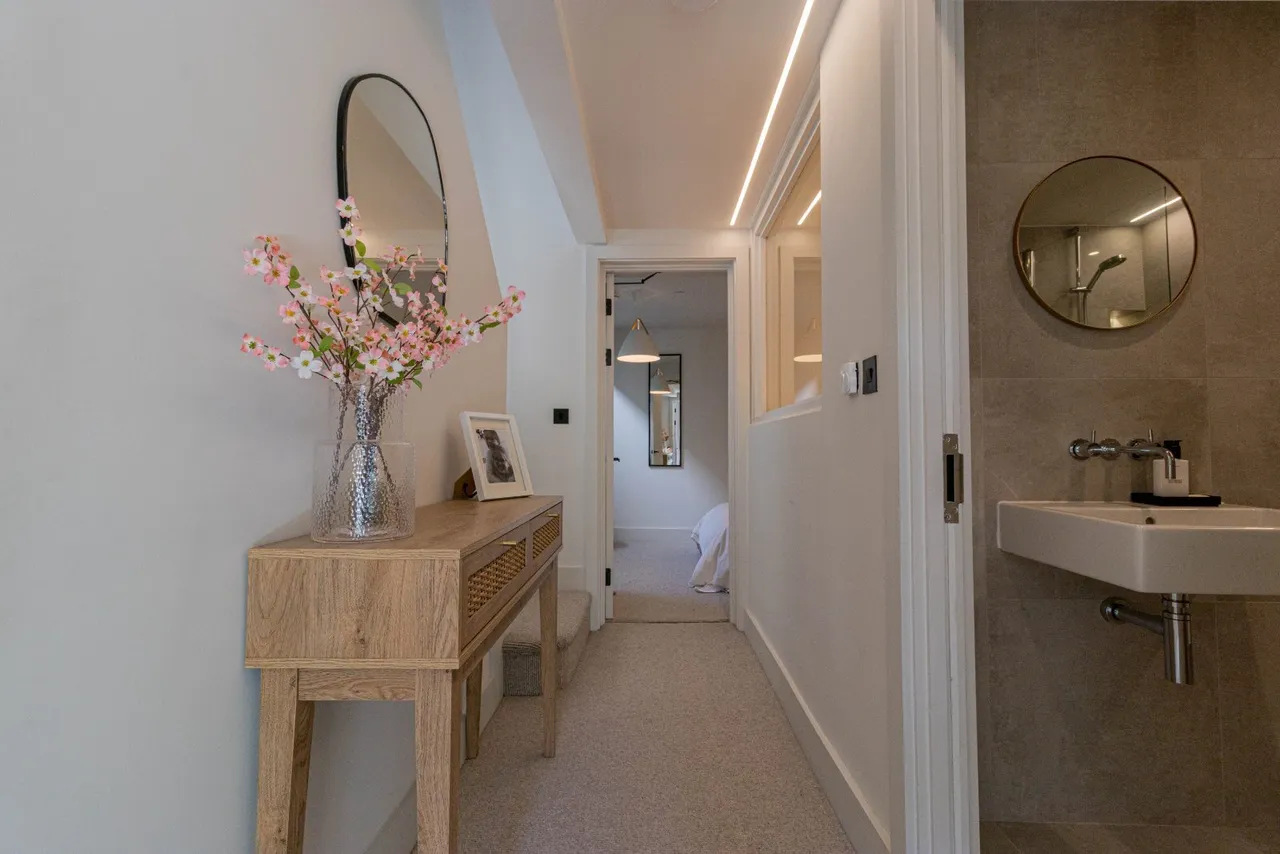 Cavendish Place, Bowdon, WA14, photo 8