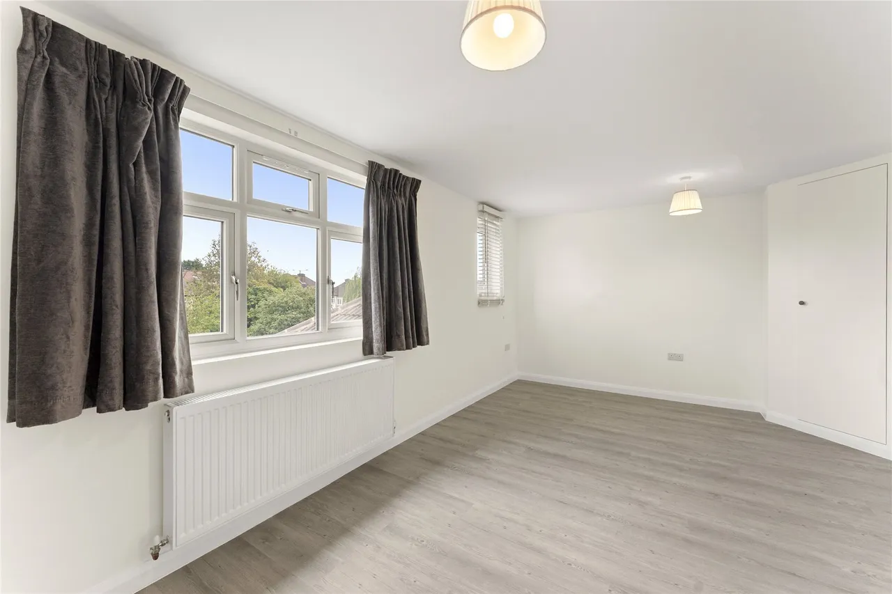 Woodside Close, Surbiton, KT5, photo 11