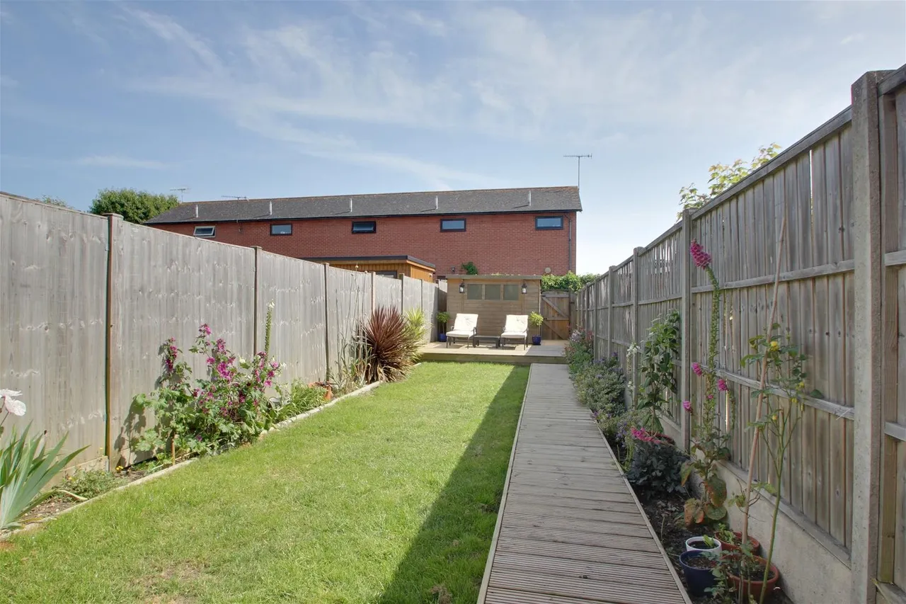 Leigh Road, Worthing, photo 4