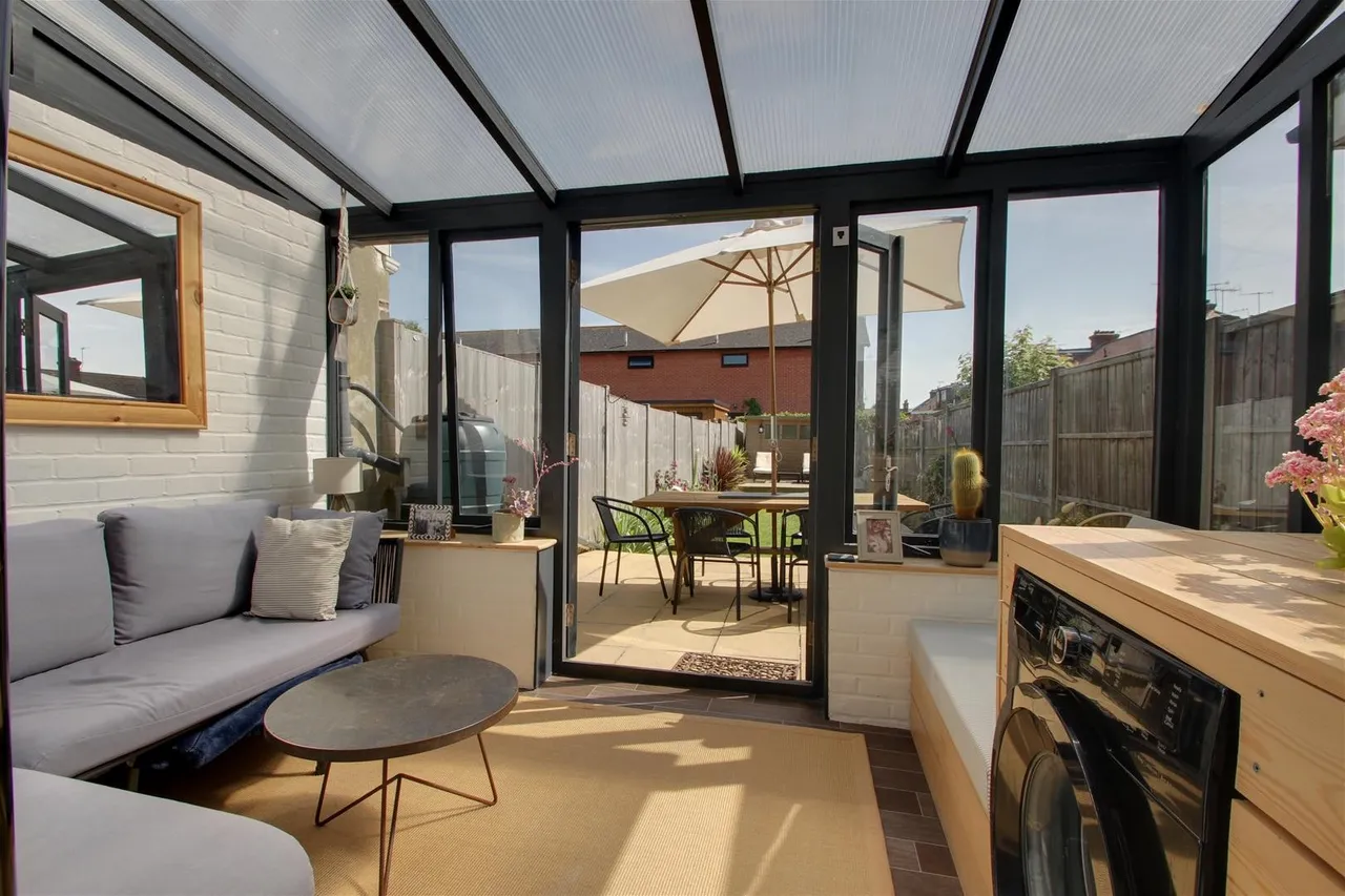 Leigh Road, Worthing, photo 9