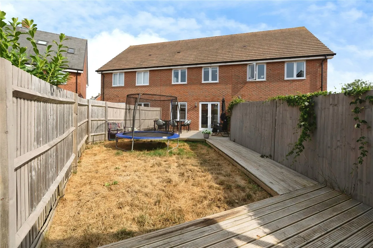 Riggs Lane, Eastergate, PO20, photo 21