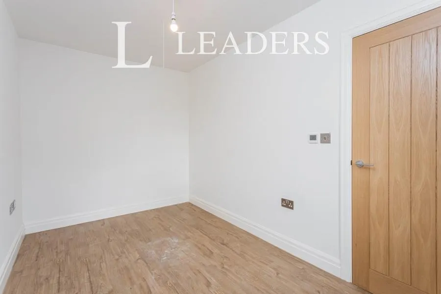 Acorn Gardens, Splaynes Green, TN22, photo 5