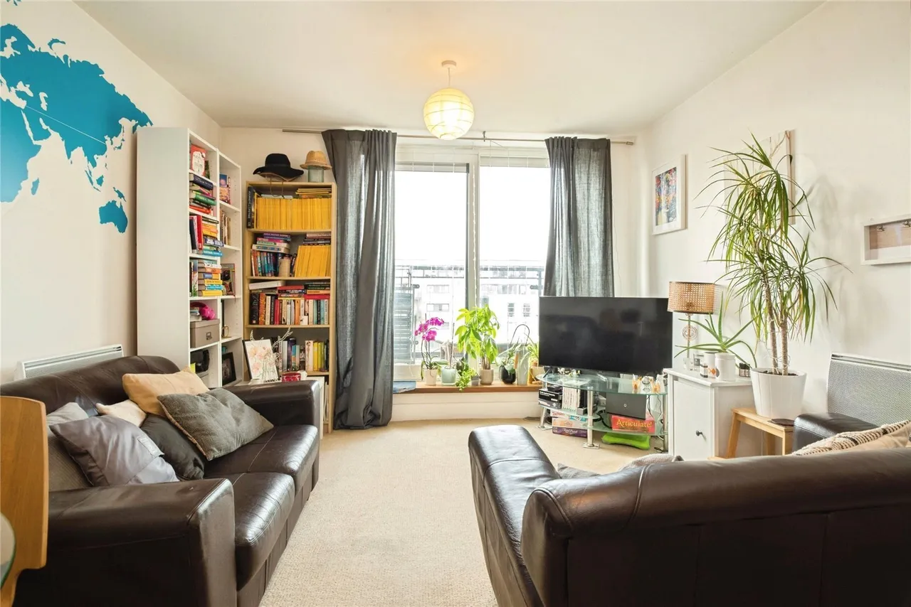 Ferry Court, Cardiff, CF11, photo 2