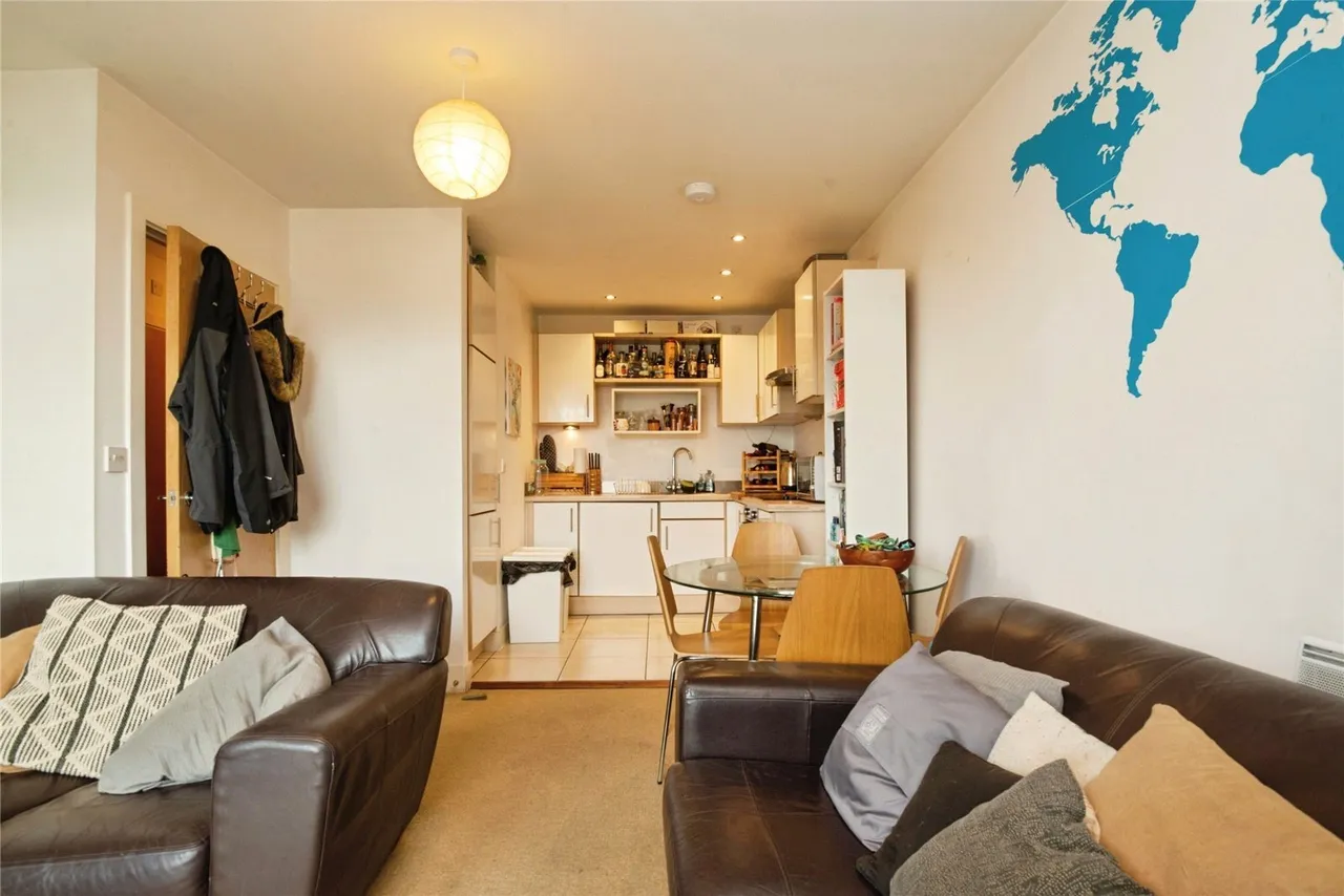 Ferry Court, Cardiff, CF11, photo 4