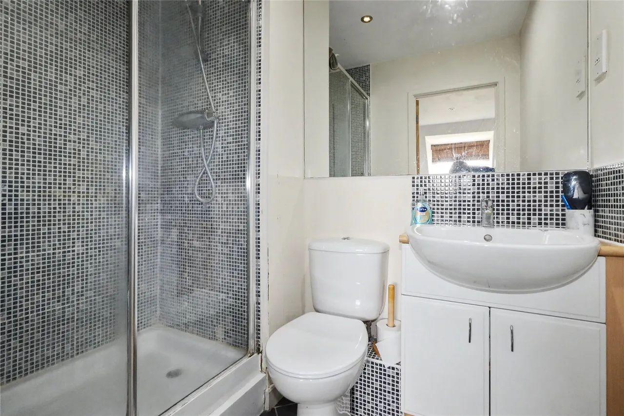 Prospect Place, Woking, GU22, photo 8