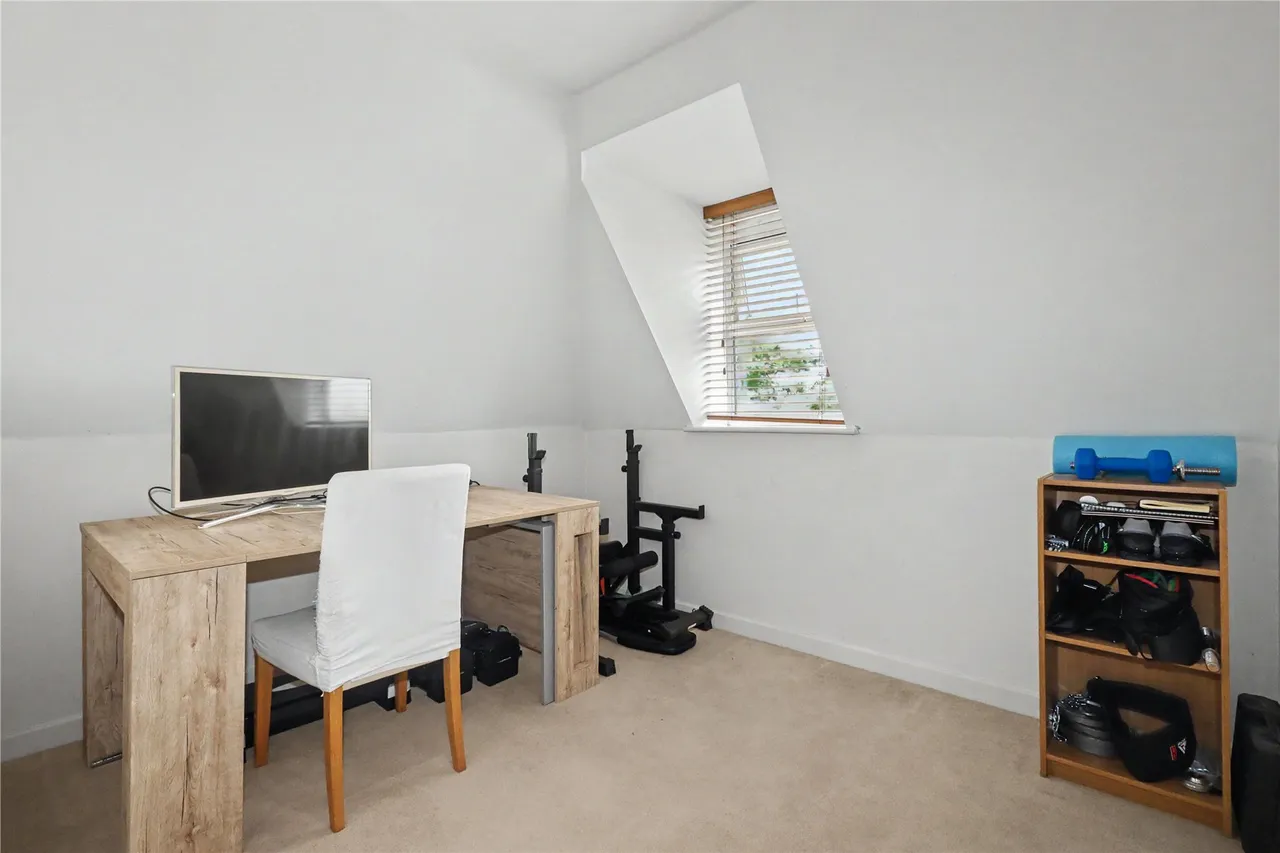 Prospect Place, Woking, GU22, photo 7