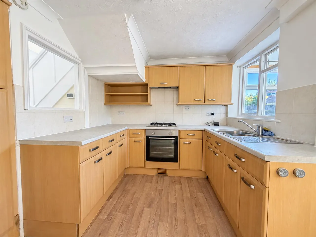 Harebeating Drive, Hailsham, BN27, photo 6