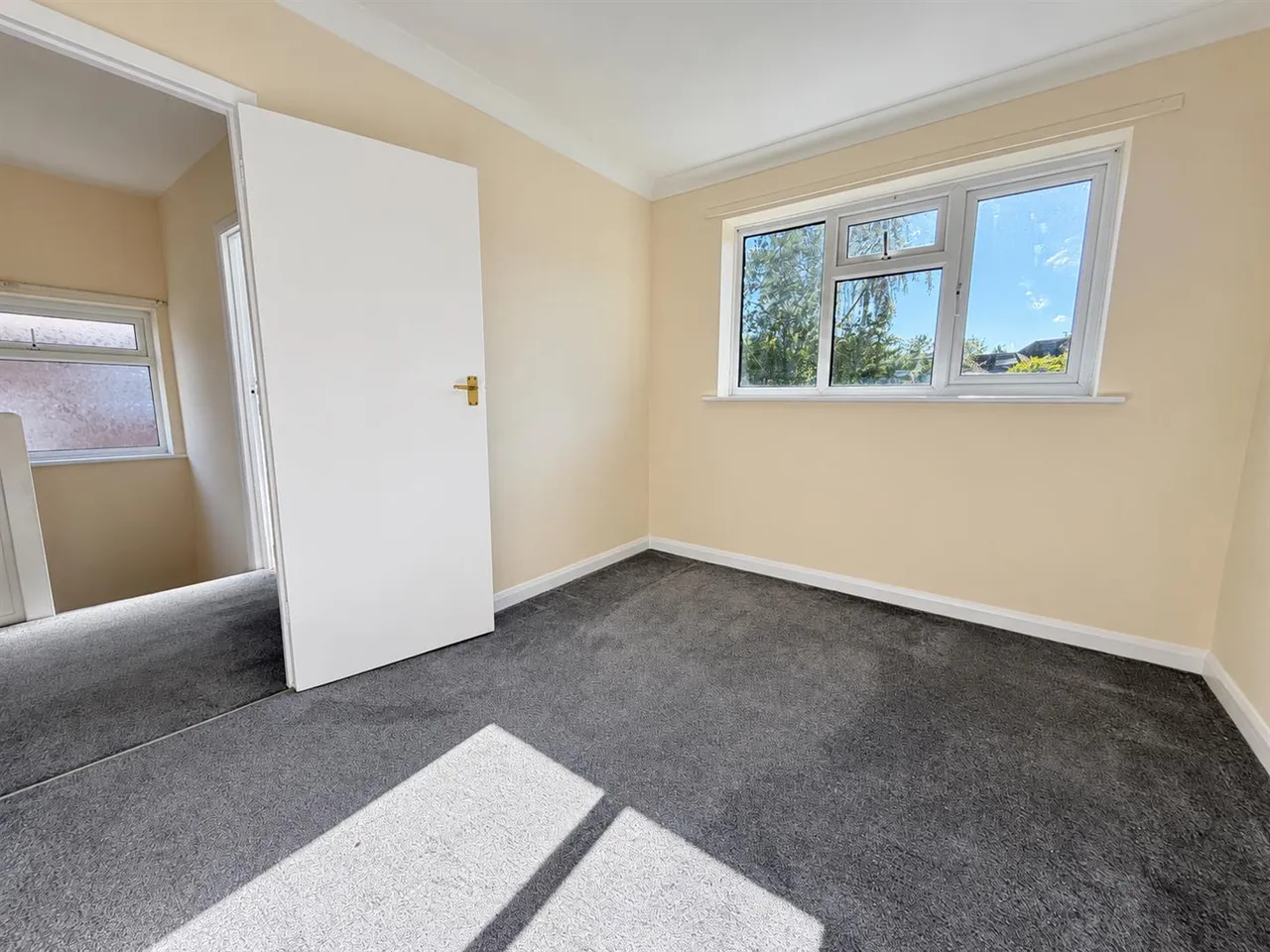 Harebeating Drive, Hailsham, BN27, photo 12