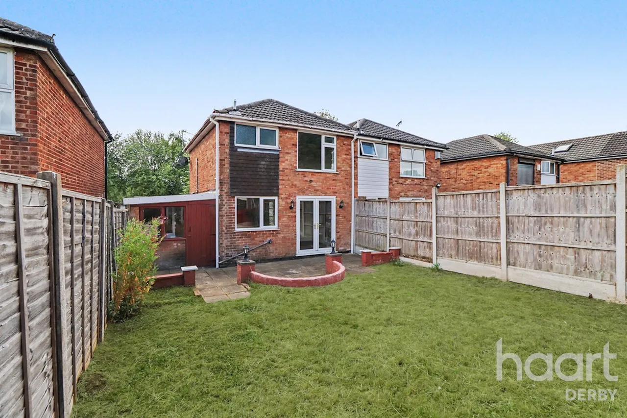 Lynwood Road, Sinfin, DE24, photo 14