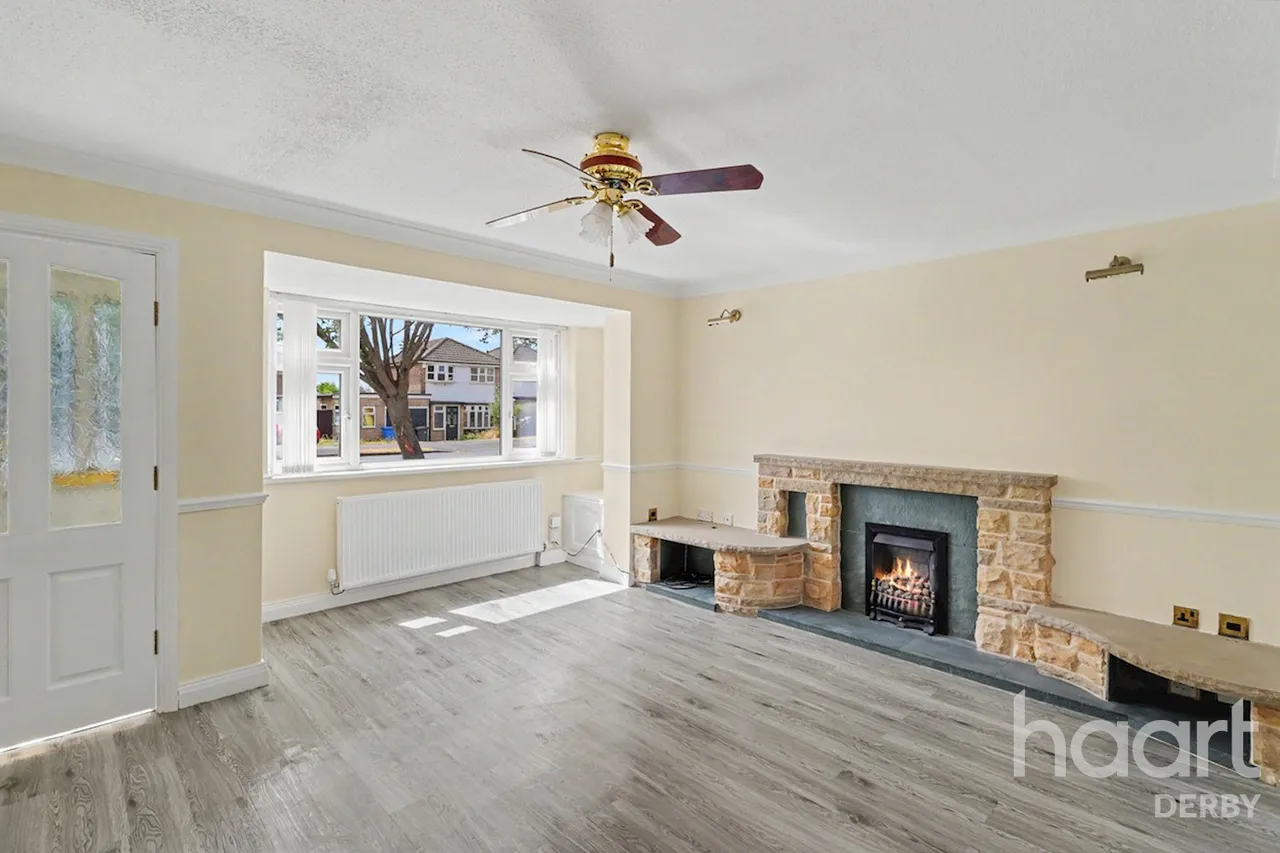 Lynwood Road, Sinfin, DE24, photo 5