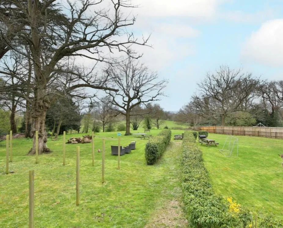 The Ridgeway, Mill Hill, photo 10