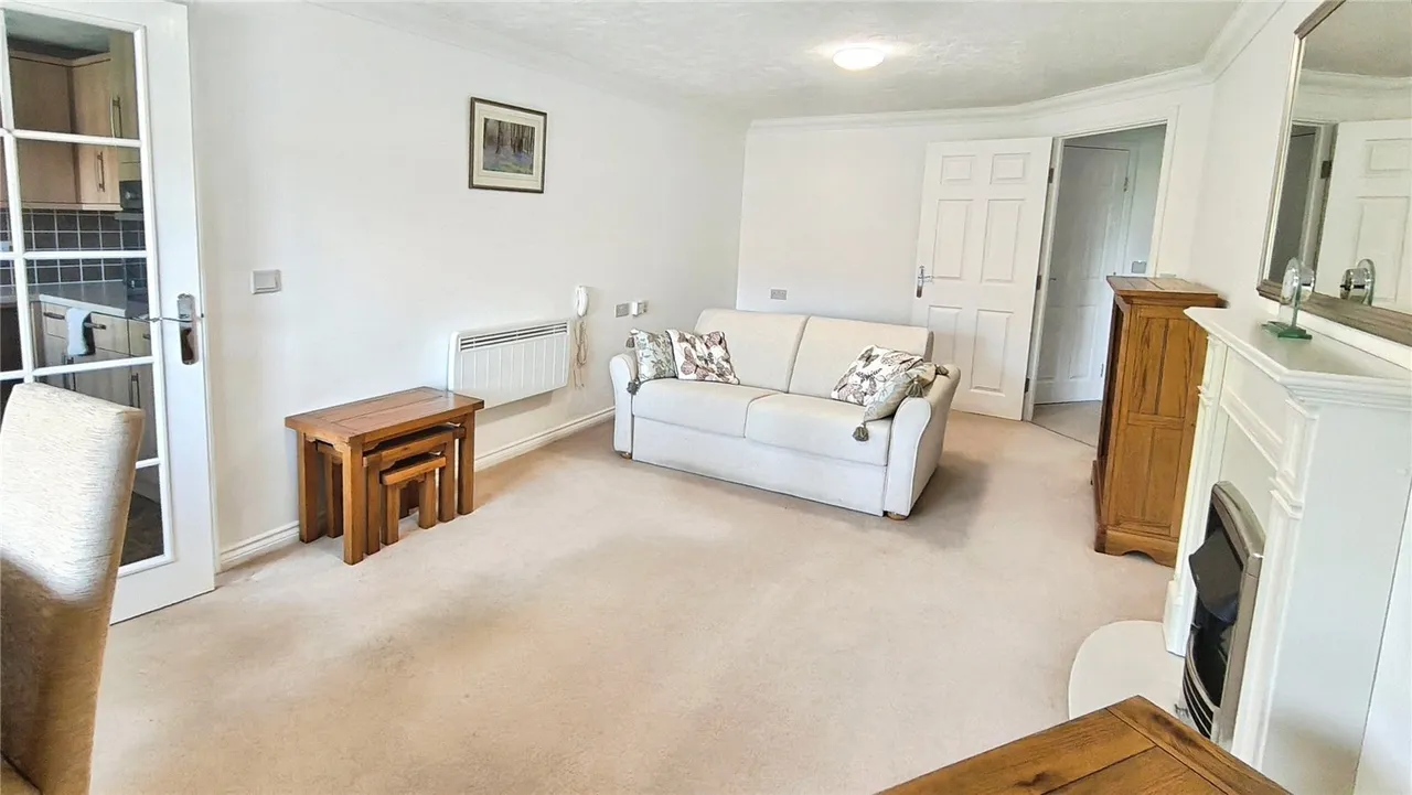 Wellington Avenue, Princes Risborough, Buckinghamshire, HP27, photo 5