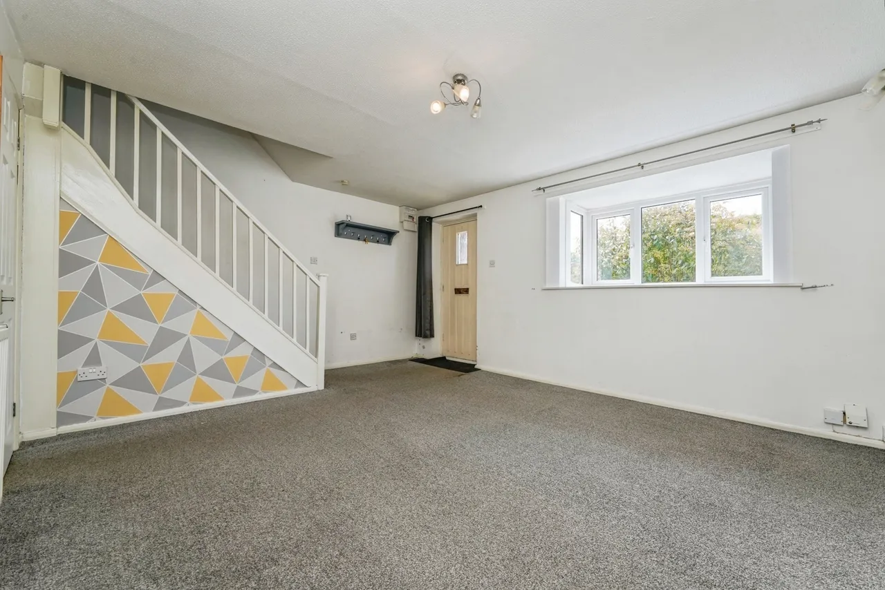 Apperley Drive, Quedgeley, Gloucester, Gloucestershire, GL2, photo 5