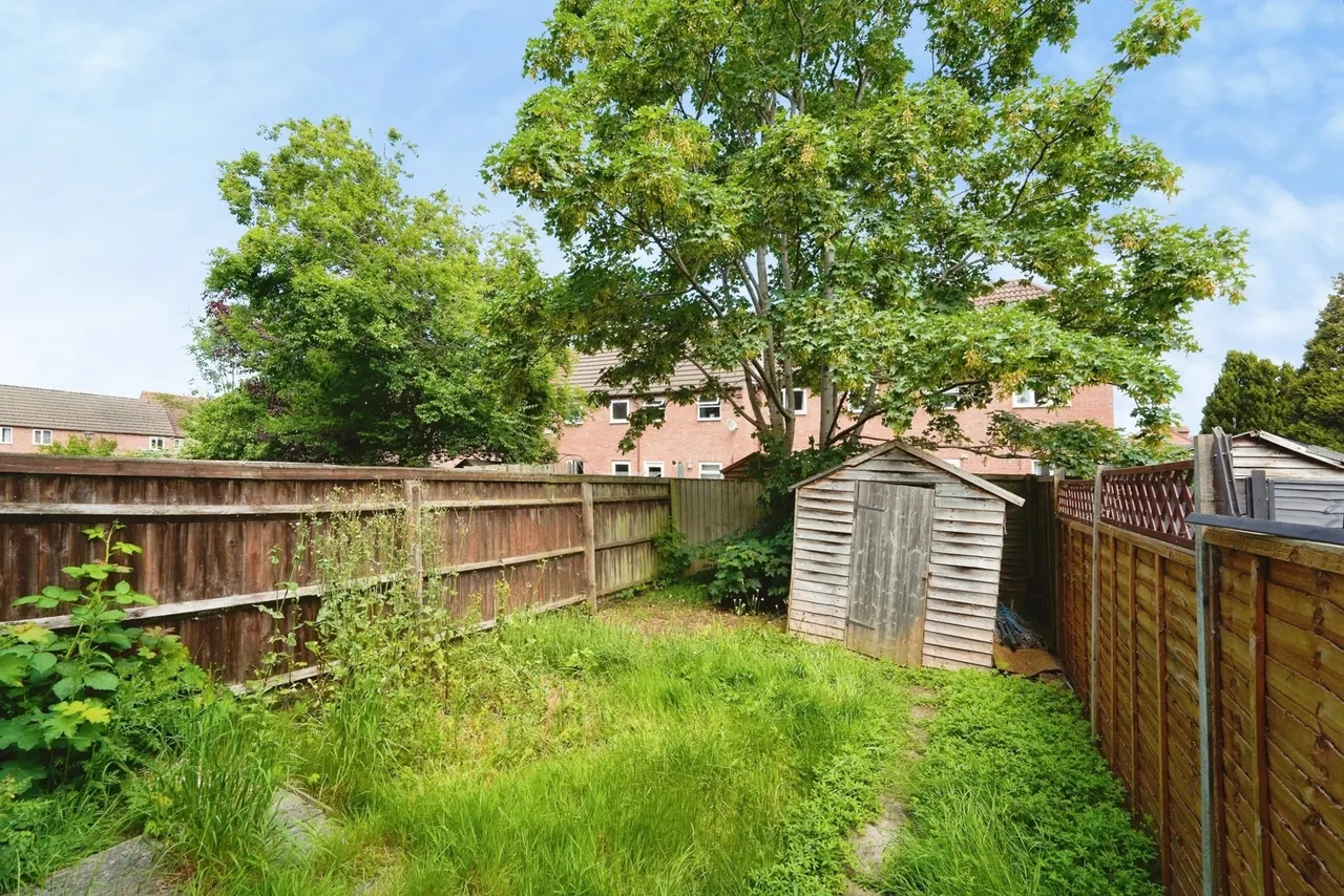 Apperley Drive, Quedgeley, Gloucester, Gloucestershire, GL2, photo 6