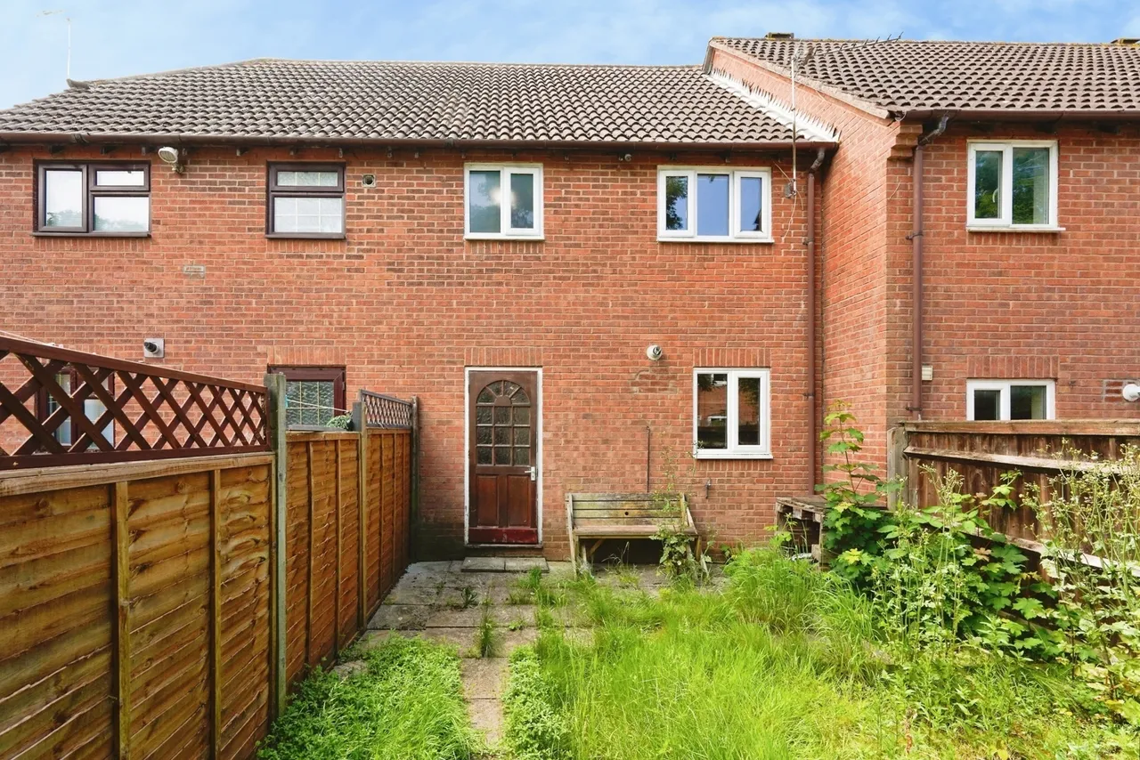 Apperley Drive, Quedgeley, Gloucester, Gloucestershire, GL2, photo 14