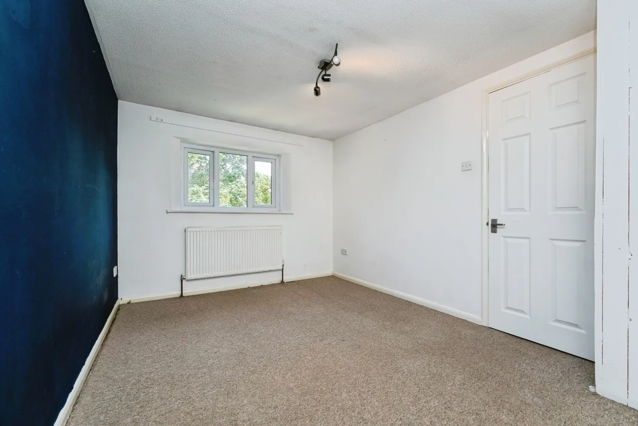 Apperley Drive, Quedgeley, Gloucester, Gloucestershire, GL2, photo 9