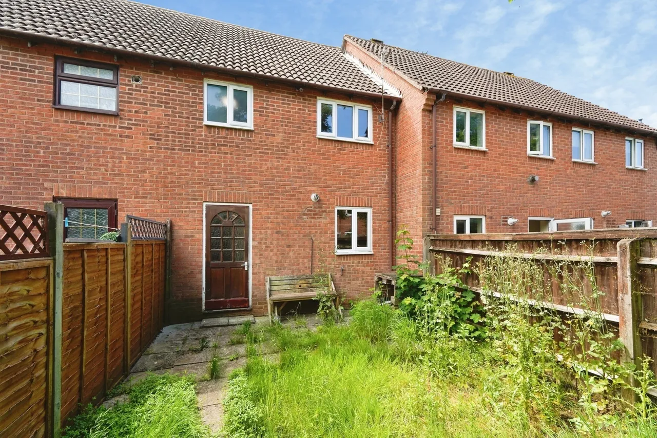 Apperley Drive, Quedgeley, Gloucester, Gloucestershire, GL2, photo 13