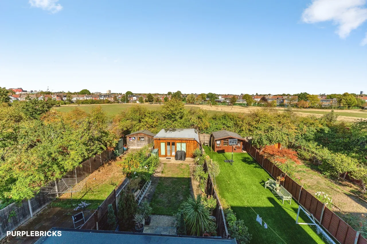 Downhills Park Road, London, N17, photo 18
