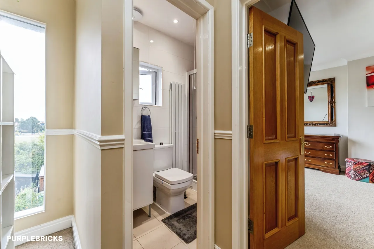 Downhills Park Road, London, N17, photo 20