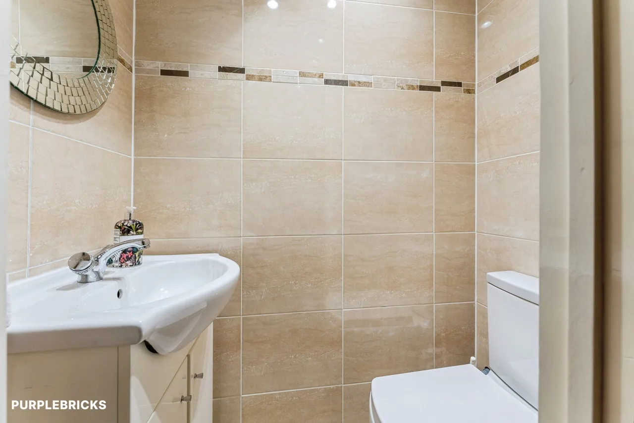 Downhills Park Road, London, N17, photo 12