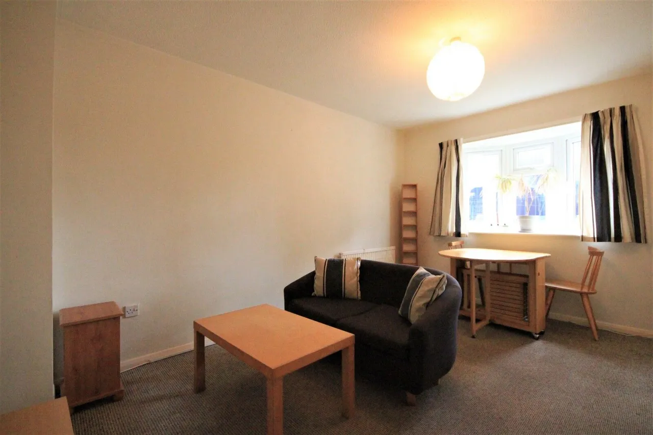 Muirfield Close, Reading, RG1, photo 2