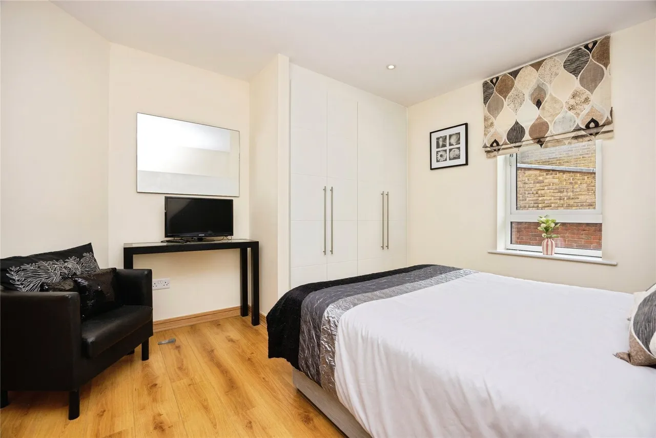 Martyr Road, Guildford, GU1, photo 16