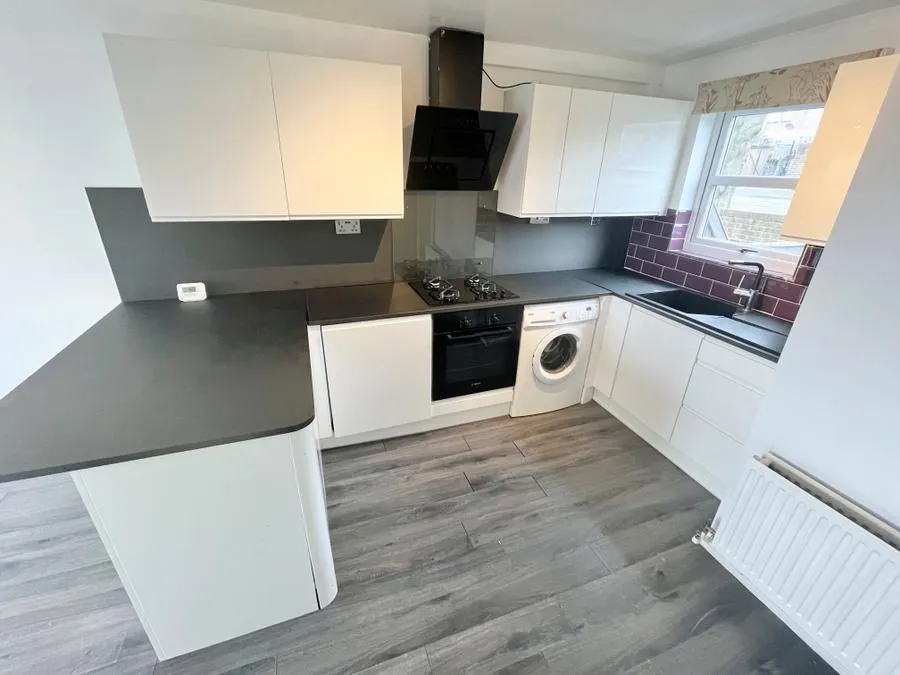 Woodland Drive, North Anston, S25, photo 4