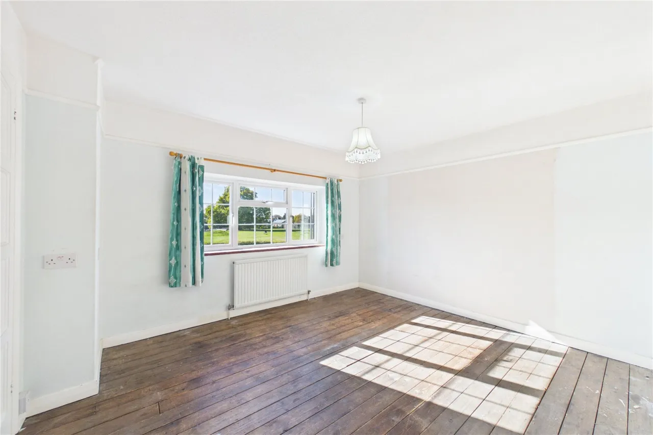 Englefield Road, Theale, RG7, photo 6