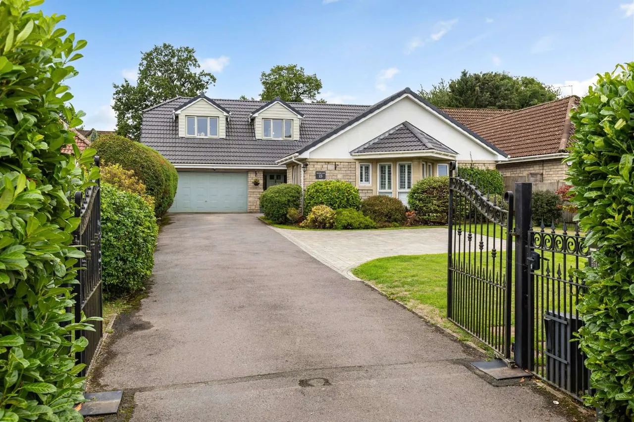 6 bed house for sale — Clevedon Road, Failand, North Somerset, BS8 3UG