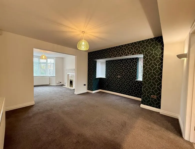 Mendip Close, Cheadle, photo 4