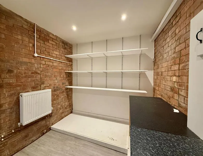 Mendip Close, Cheadle, photo 18