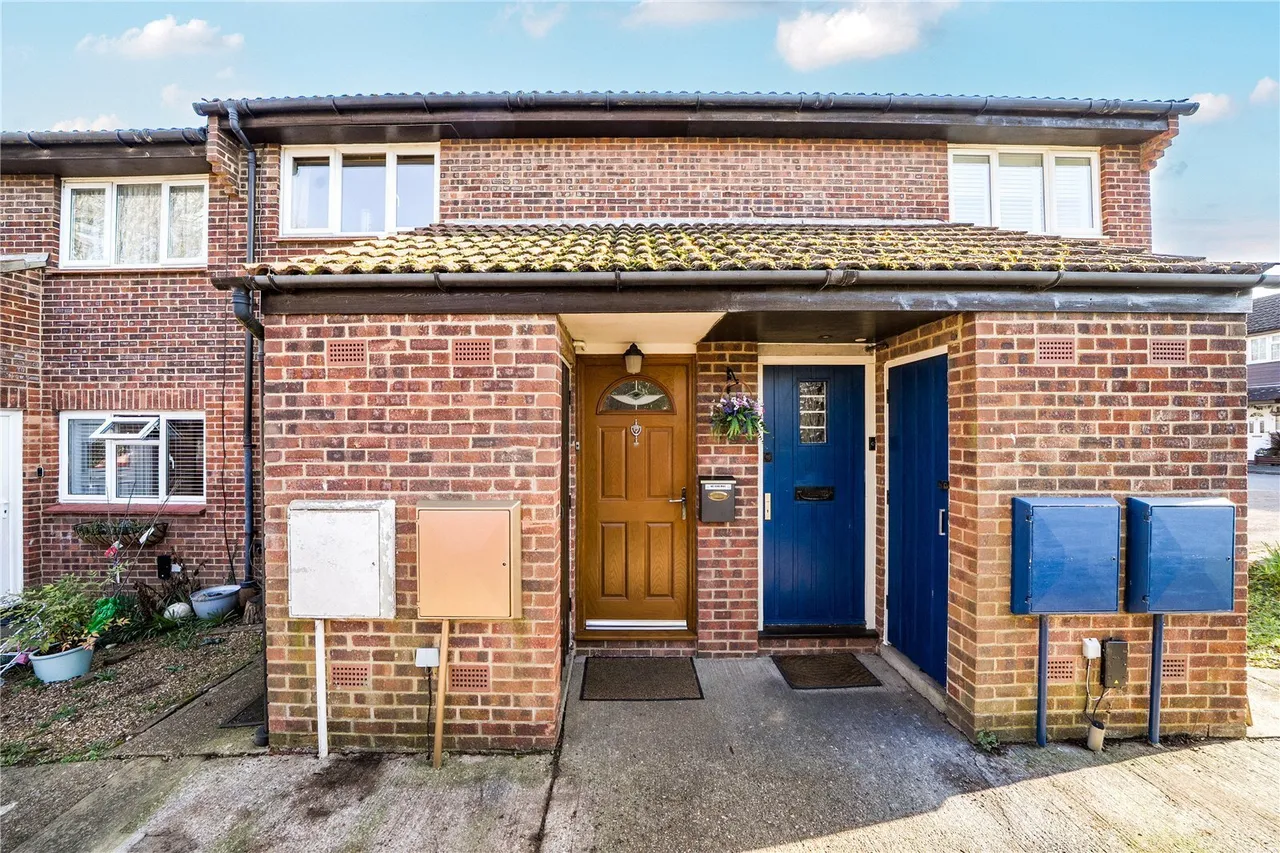 1 bed flat for sale, Sunkist Way, Wallington, SM6