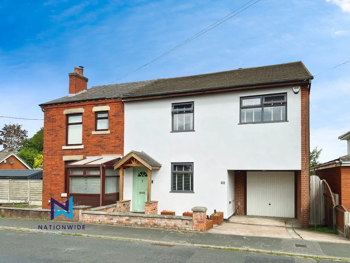 3 bed house for sale — Wood Lane, Chorley, Lancashire, PR7 5NT