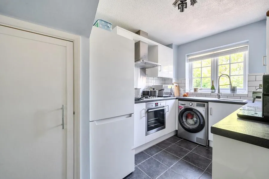 Regency Court, Aylesbury, HP21, photo 18