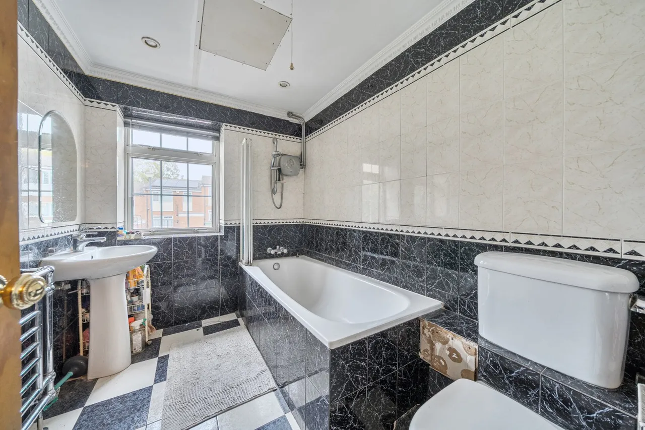 Webb Road, SE3, photo 7