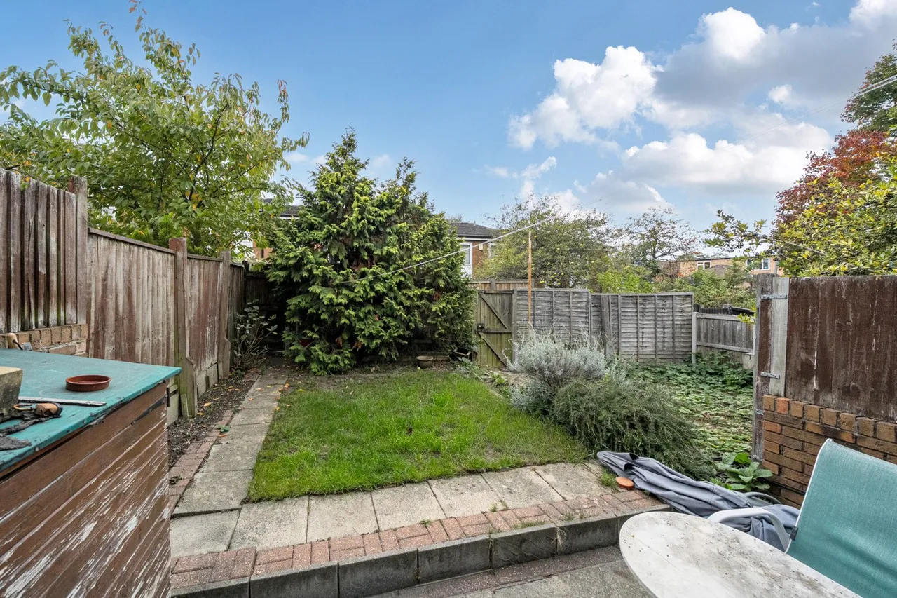 Webb Road, SE3, photo 12