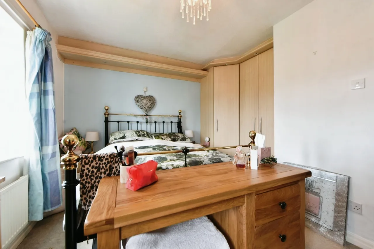 Vale House Drive, Hadfield, Glossop, Derbyshire, SK13, photo 12