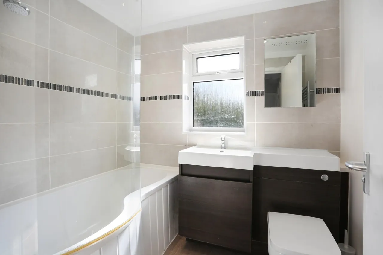 St Johns Rd, Guildford, GU2, photo 17