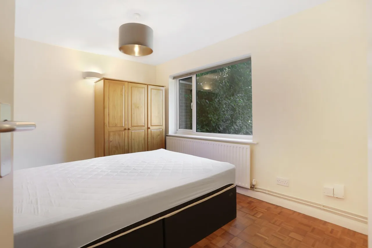 St Johns Rd, Guildford, GU2, photo 6
