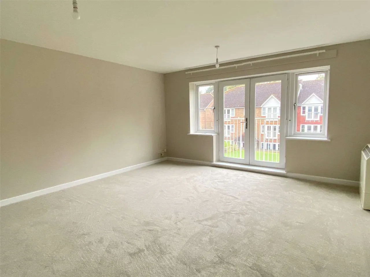 Tuscany Gardens, Crawley, RH10, photo 2