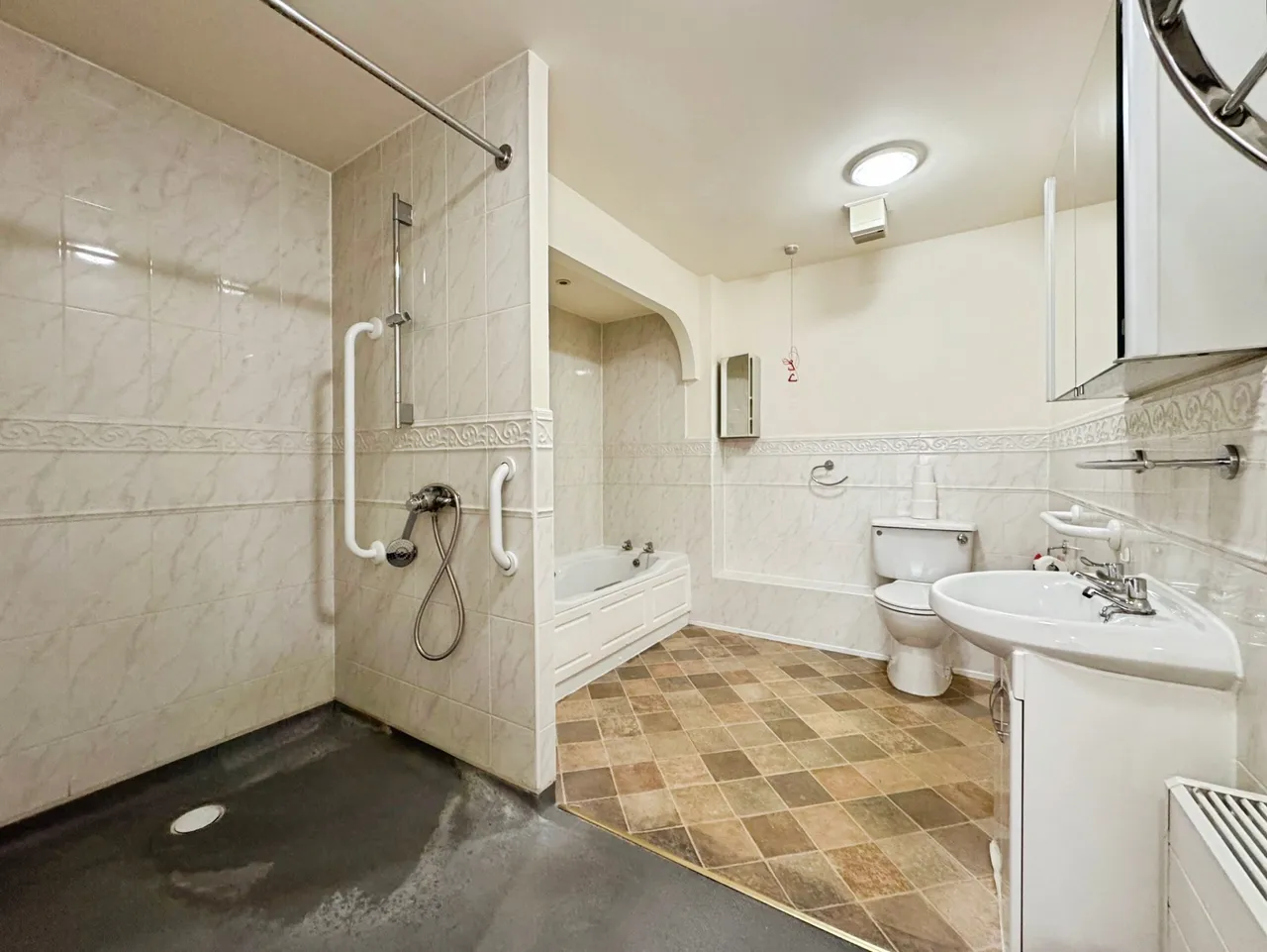Langstone Way, Farthing Court, NW7, photo 4