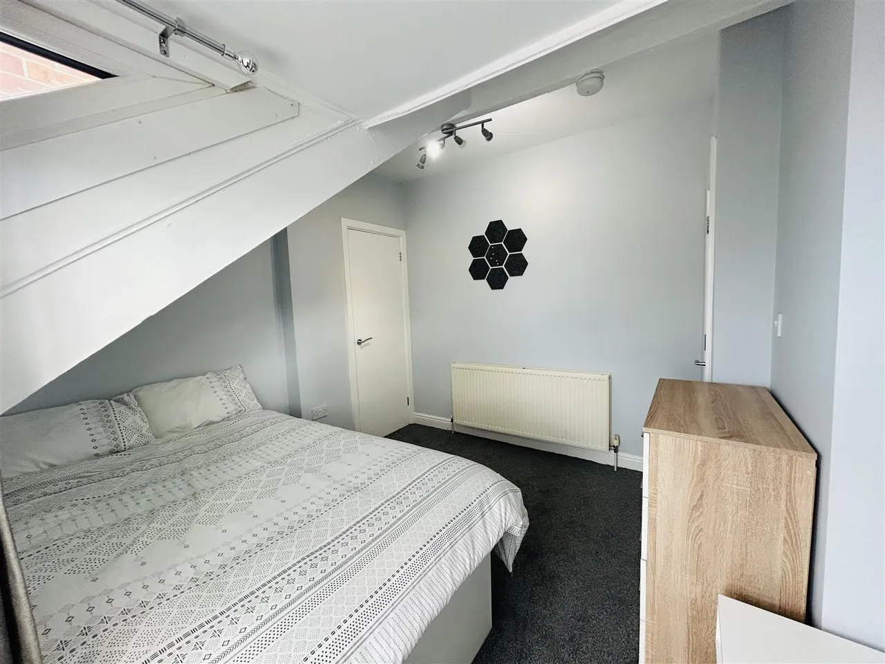 Royal Park Road, Hyde Park, LS6, photo 4