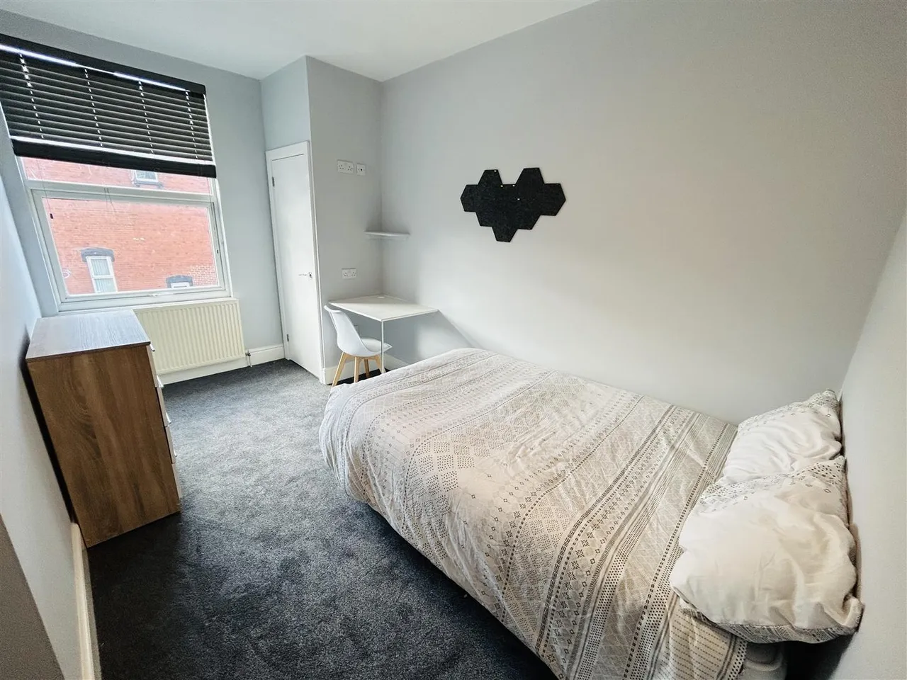 Royal Park Road, Hyde Park, LS6, photo 9