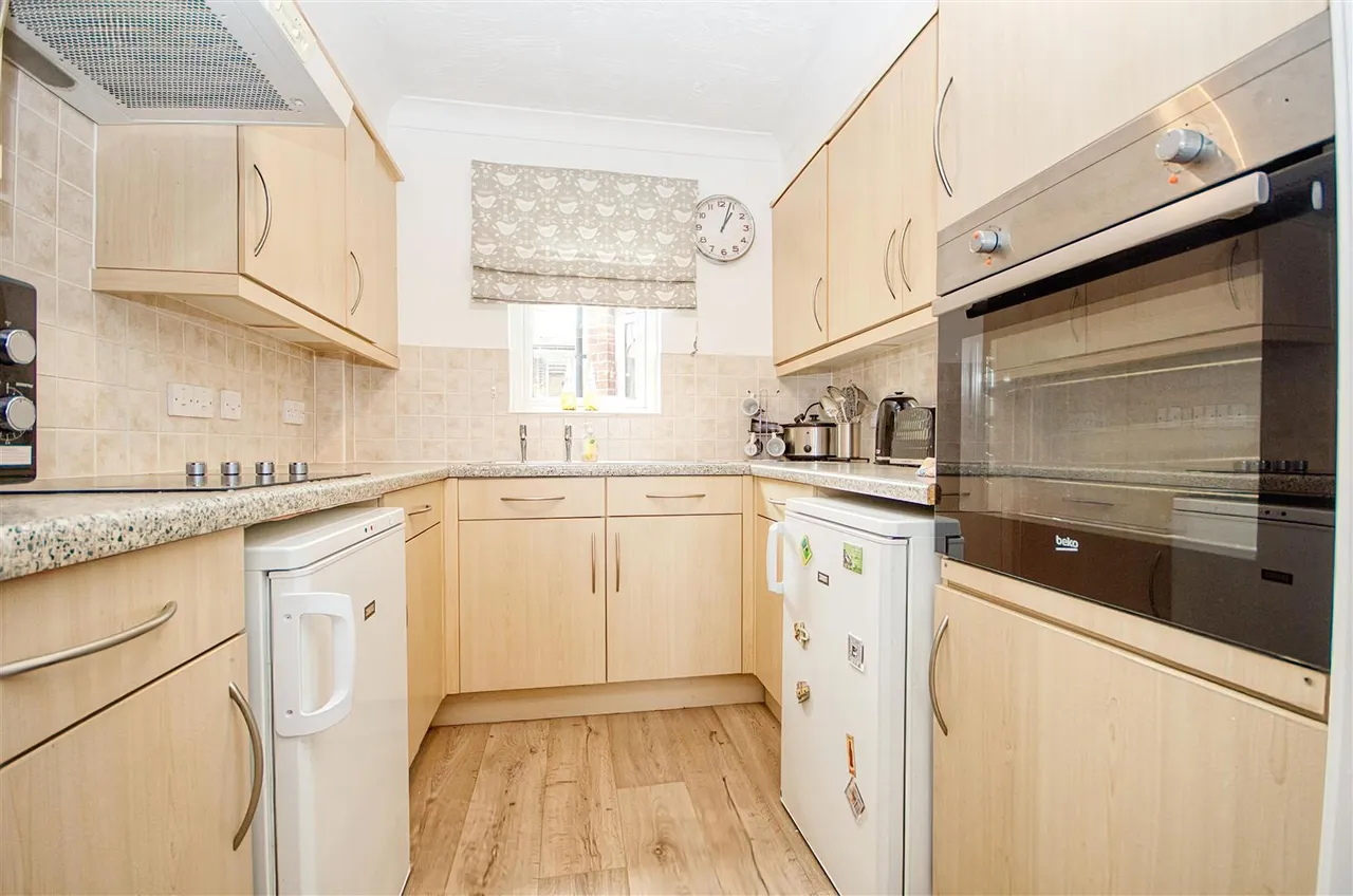 Kenilworth Gardens, West End, Southampton, SO30 3HH, photo 6