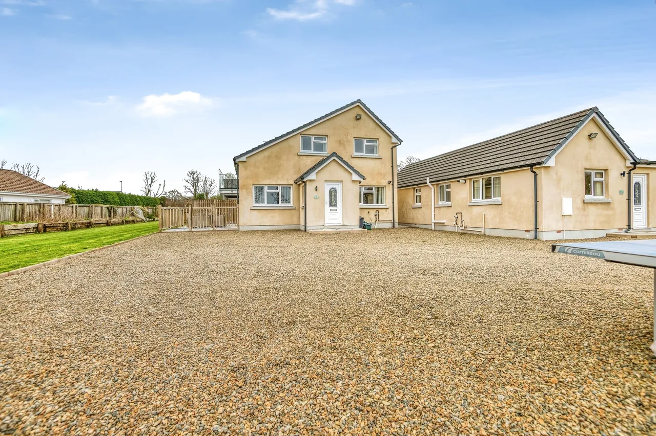 Moreton, Saundersfoot, SA69, photo 20
