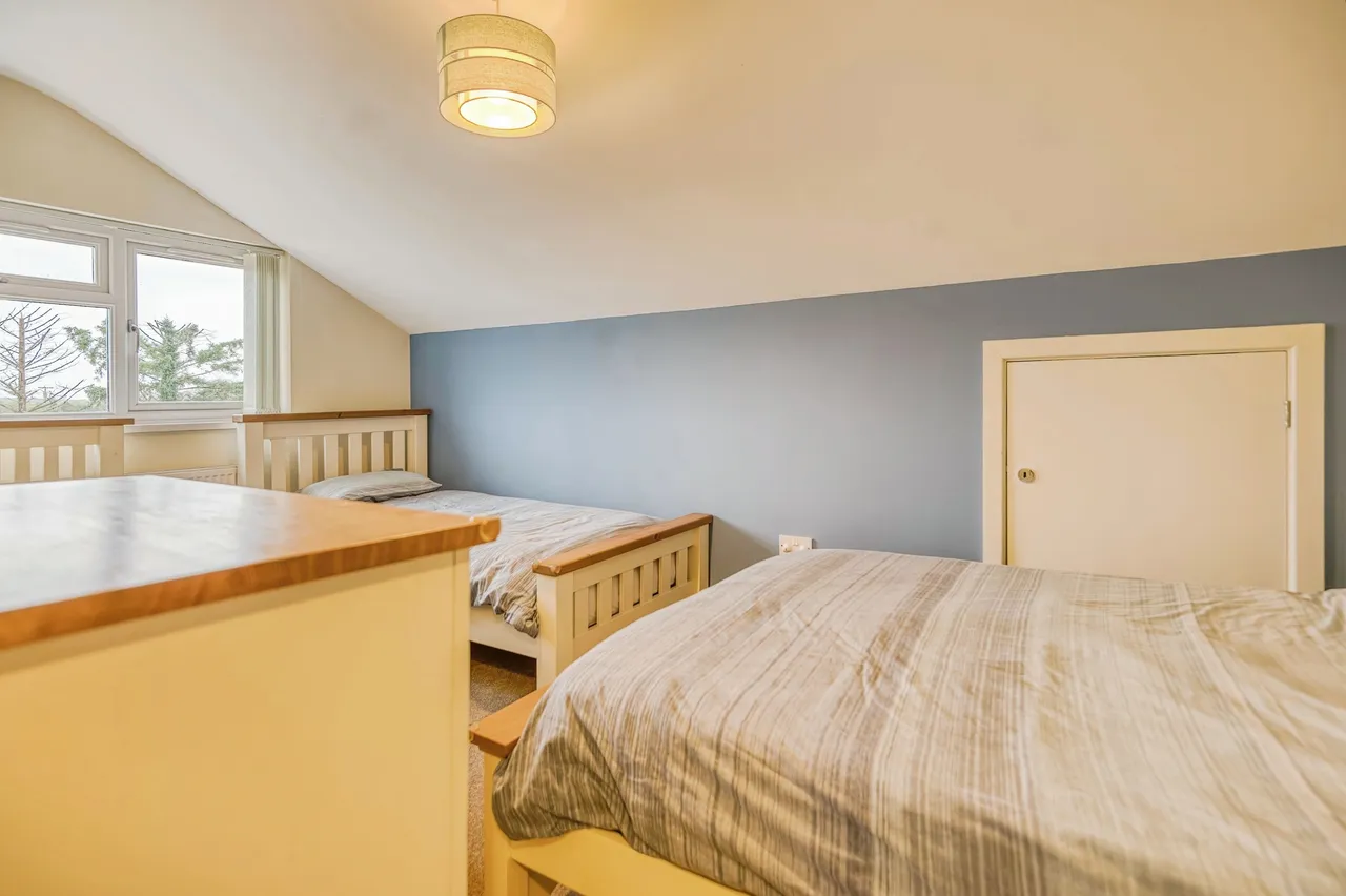 Moreton, Saundersfoot, SA69, photo 34