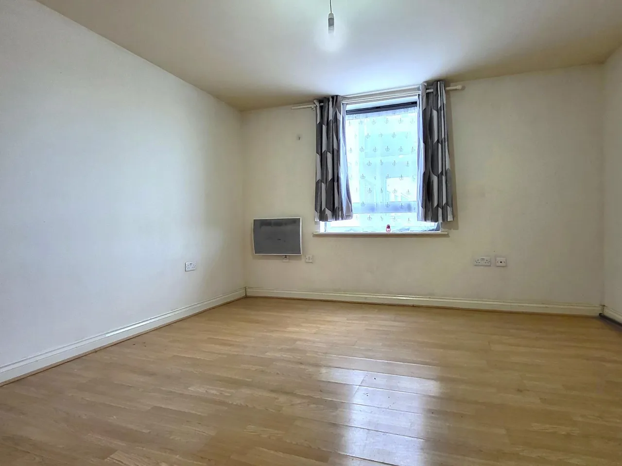 Loates Lane, Watford, WD17, photo 11