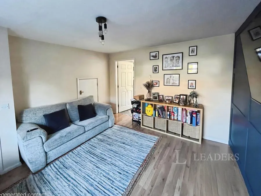 Avonmouth Drive, Alvaston, DE24, photo 2